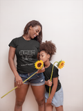 #Mom Life Tee